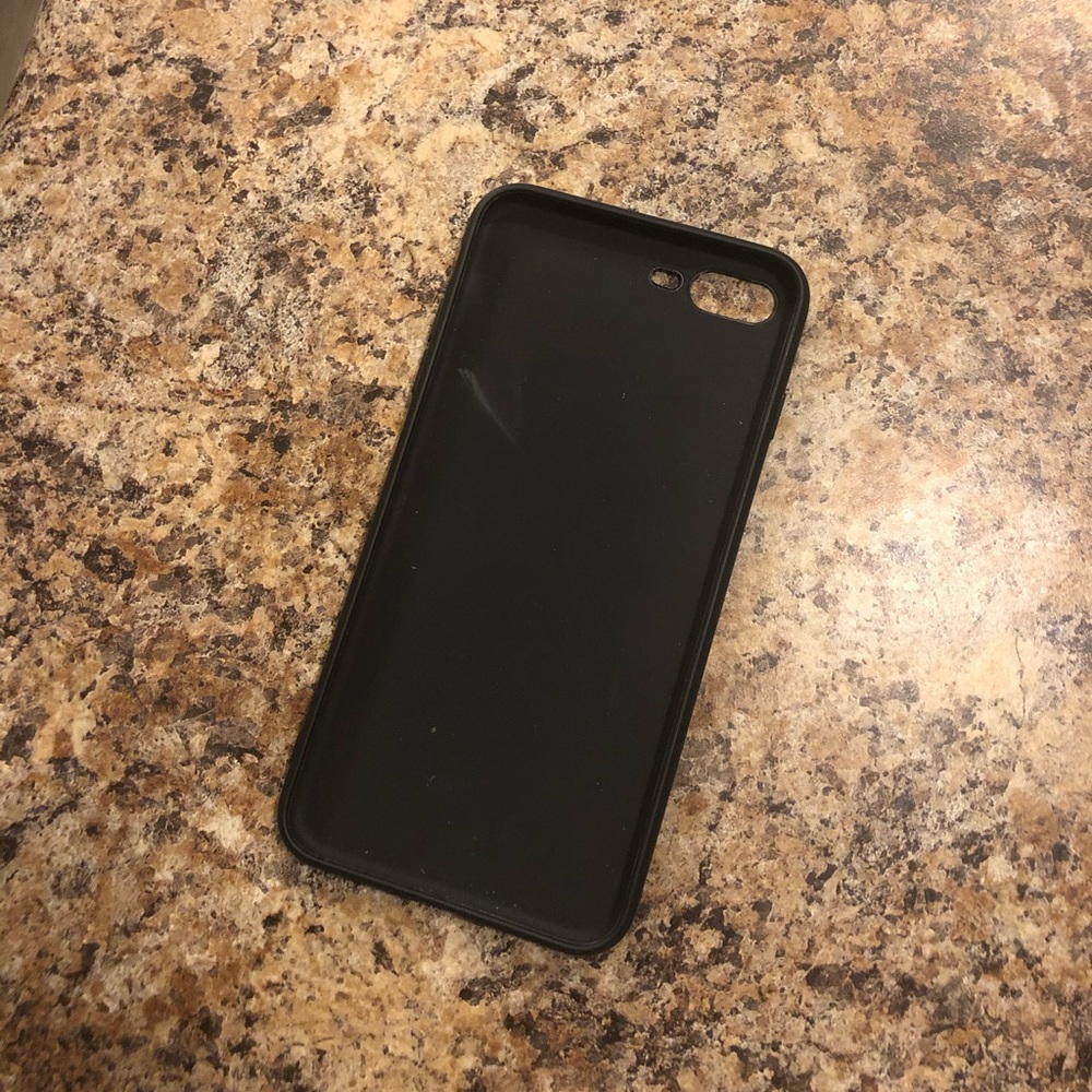 iPhone 8+ case - Picture 2 of 2
